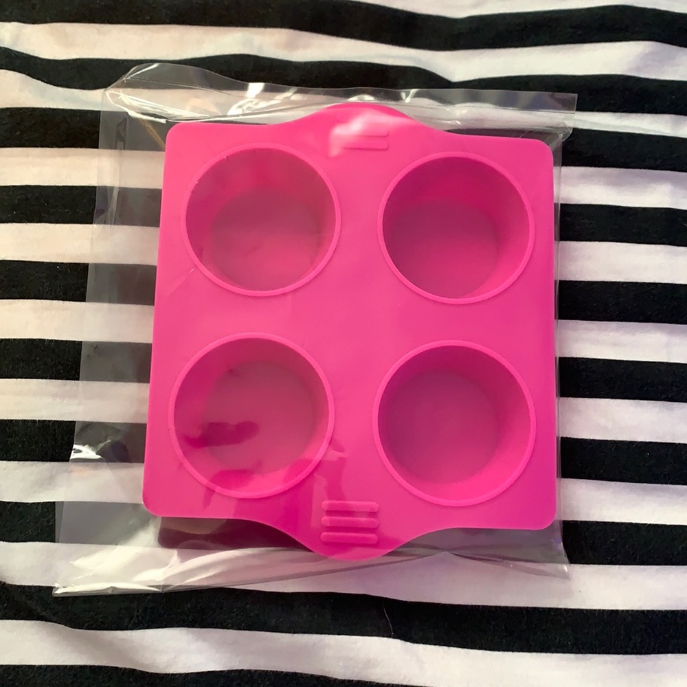 Mini cupcake tray brand new in original packaging